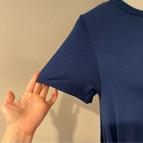 LuLaRoe Carly navy Women's short sleeve casual dress size medium - Picture 3 of 12